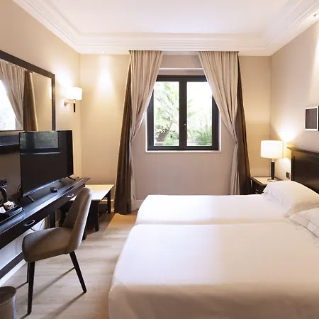 Regina Margherita Hotel 4*