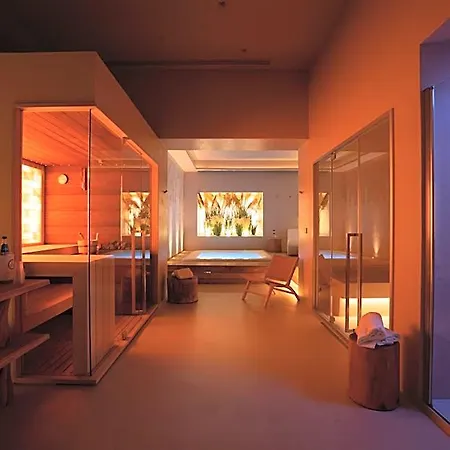 Hotel Regina Margherita 4*