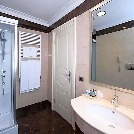 Regina Margherita 4*